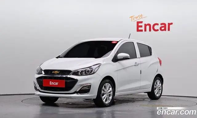 Chevrolet Spark 2022 1.0 автомат (гидро), миниатюра 1