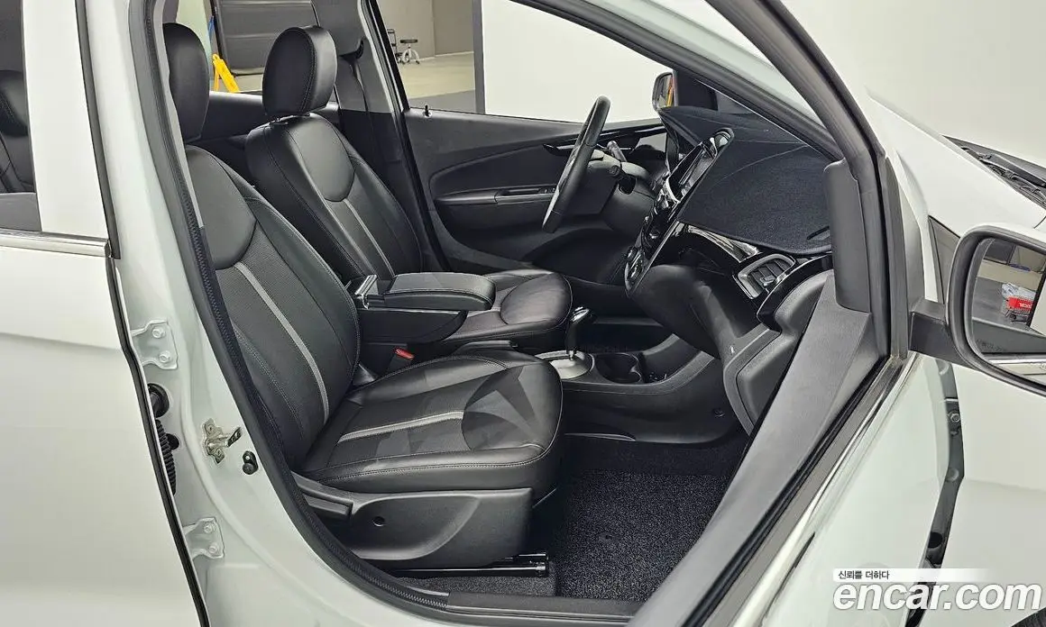 Chevrolet Spark 2022 1.0 автомат (гидро), фото 10