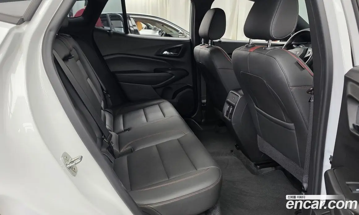 Chevrolet Trax 2023 1.2 автомат (гидро), фото 11