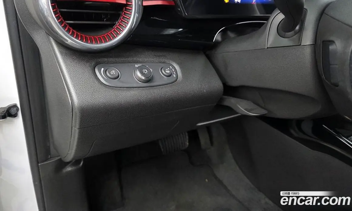Chevrolet Trax 2023 1.2 автомат (гидро), фото 18