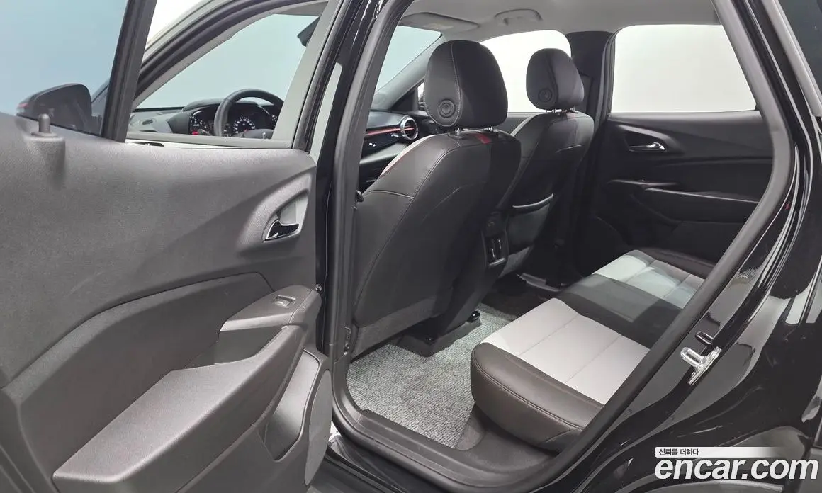Chevrolet Trax 2024 1.2 автомат (гидро), фото 18