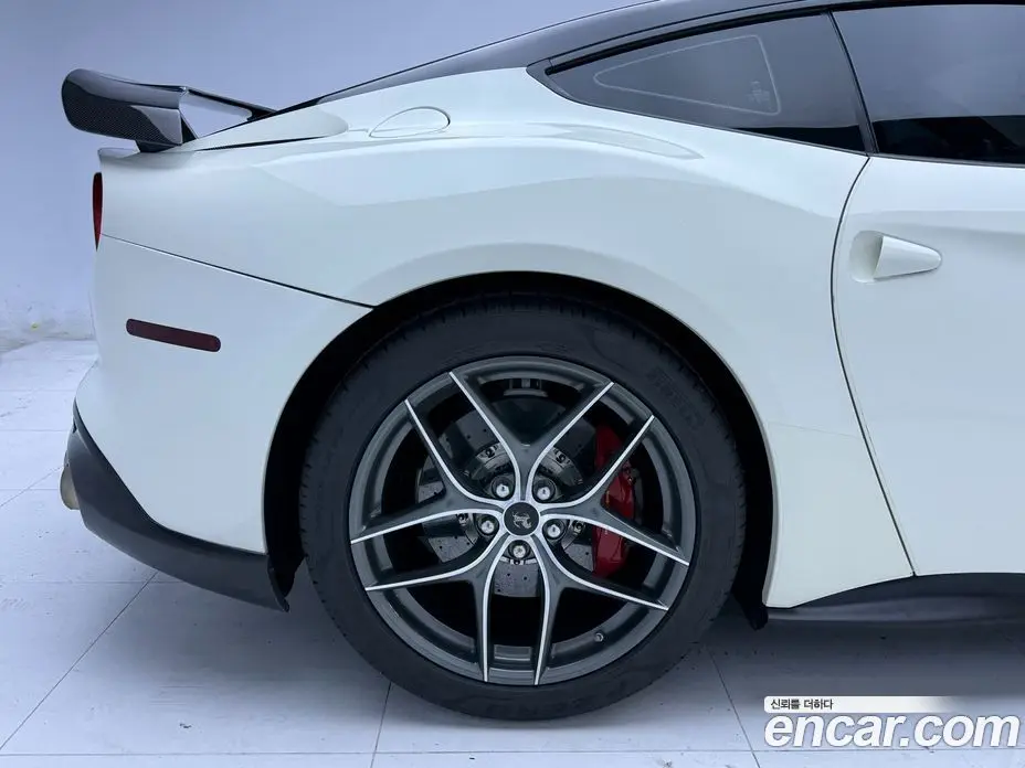 Ferrari F12 Berlinetta 2014 6.3 автомат (гидро), фото 11