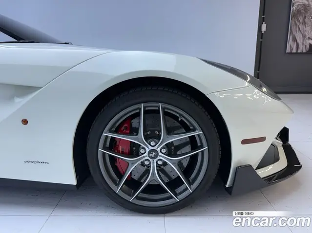 Ferrari F12 Berlinetta 2014 6.3 автомат (гидро), миниатюра 12
