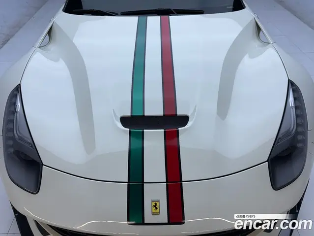 Ferrari F12 Berlinetta 2014 6.3 автомат (гидро), миниатюра 4