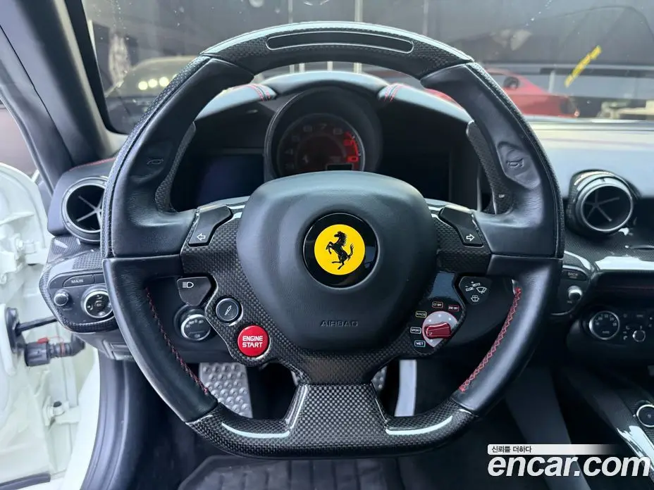 Ferrari F12 Berlinetta 2014 6.3 автомат (гидро), фото 6
