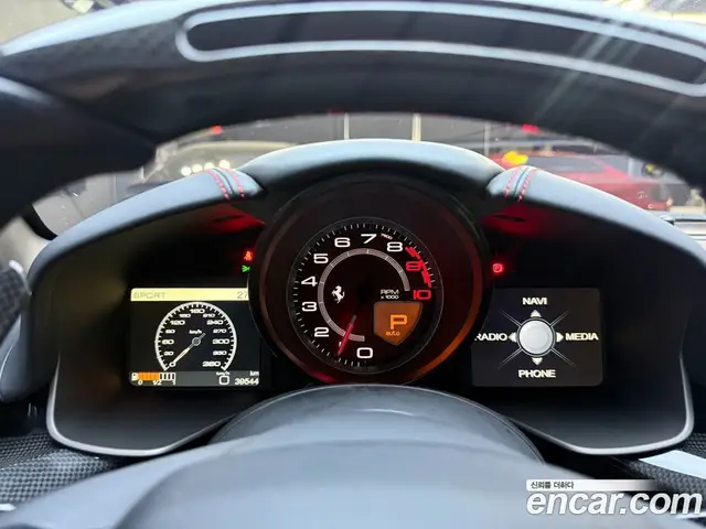 Ferrari F12 Berlinetta 2014 6.3 автомат (гидро), миниатюра 7