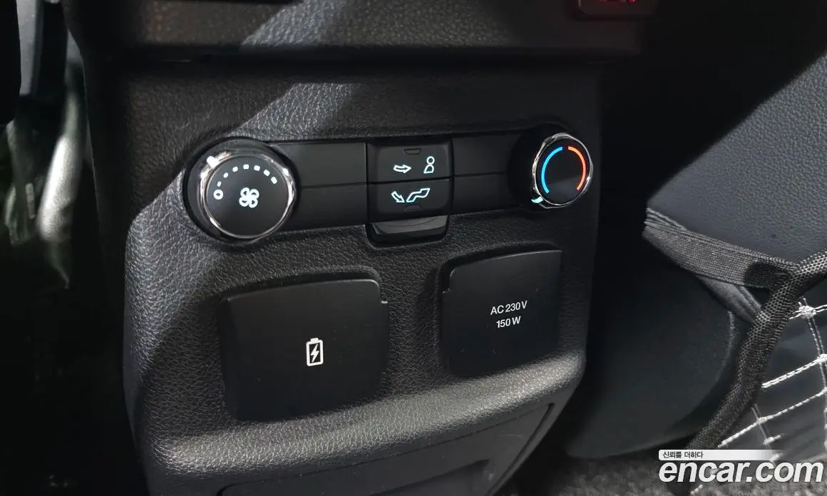 Ford Explorer 2019 3.5 автомат (гидро), фото 18