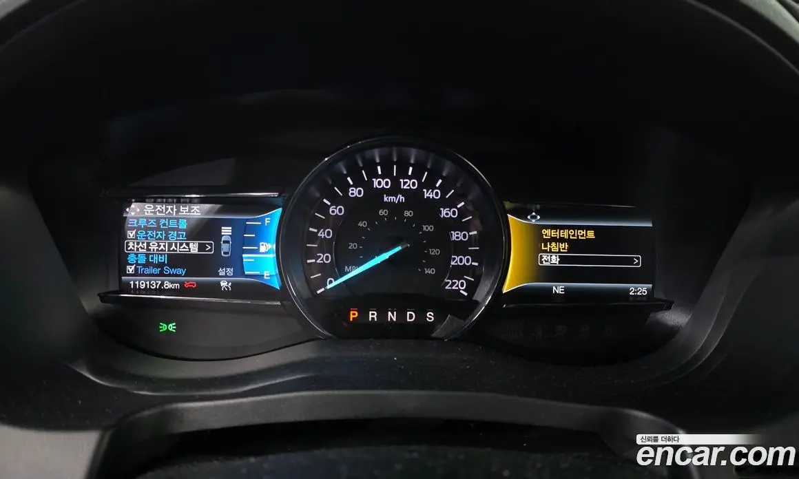 Ford Explorer 2019 3.5 автомат (гидро), фото 8