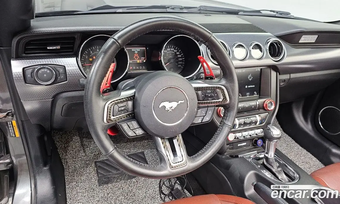 Ford Mustang 2016 2.3 автомат (гидро), фото 13