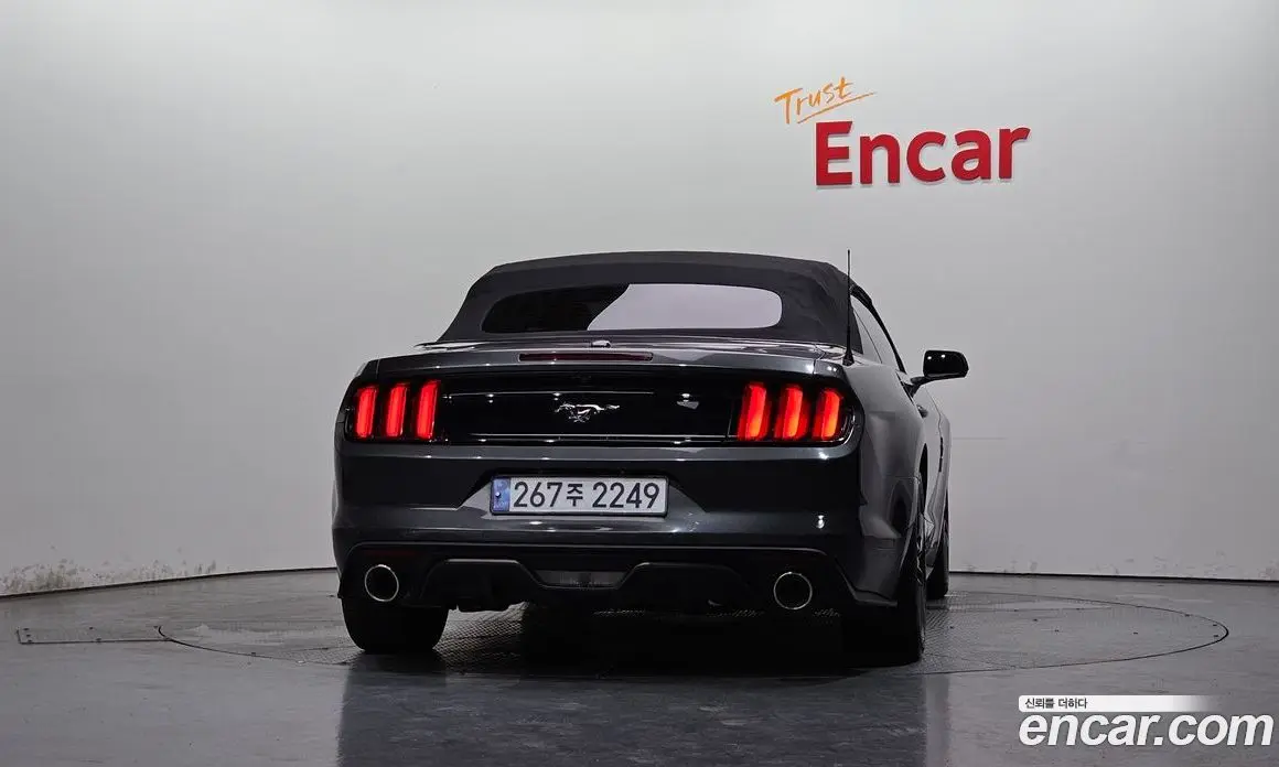 Ford Mustang 2016 2.3 автомат (гидро), фото 4