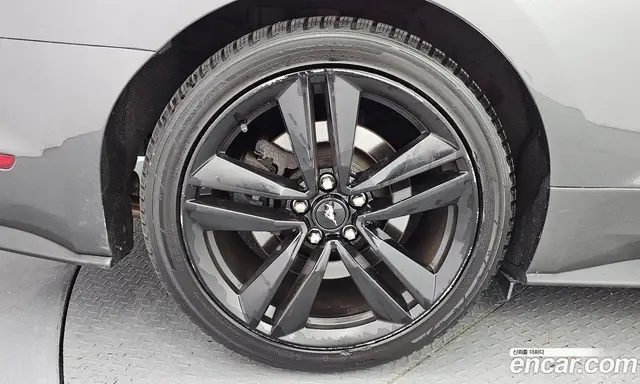 Ford Mustang 2016 2.3 автомат (гидро), миниатюра 5
