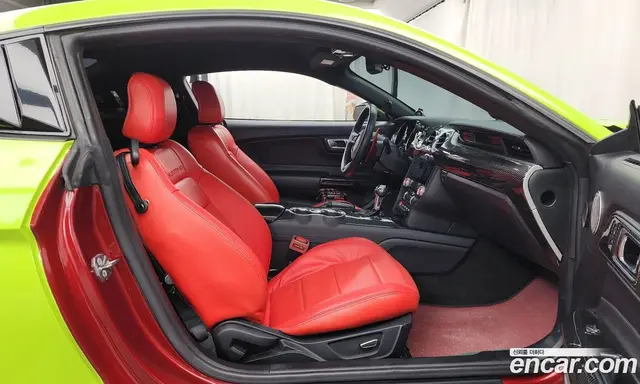Ford Mustang 2017 5.0 автомат (гидро), миниатюра 11