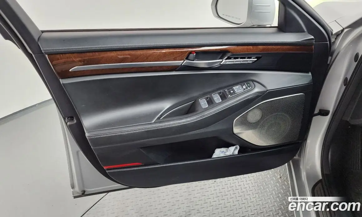 Genesis EQ900 2017 5.0 автомат (гидро), фото 14
