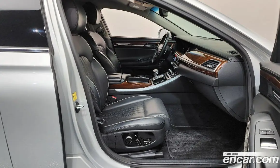 Genesis EQ900 2017 5.0 автомат (гидро), фото 16