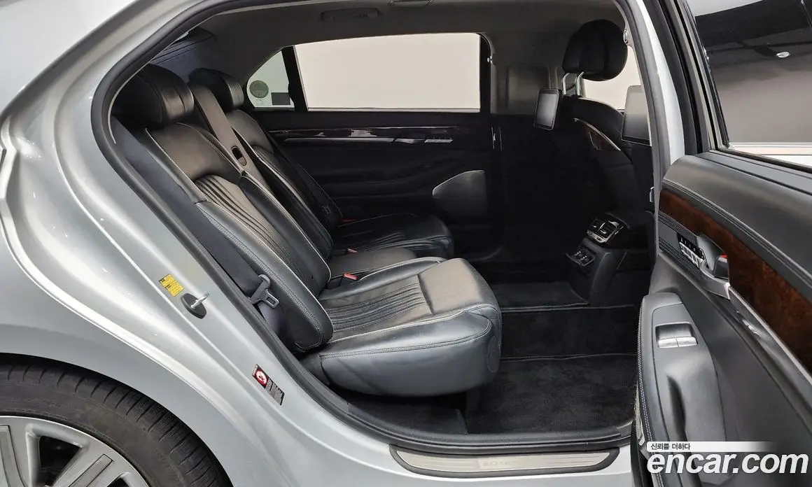 Genesis EQ900 2017 5.0 автомат (гидро), фото 17