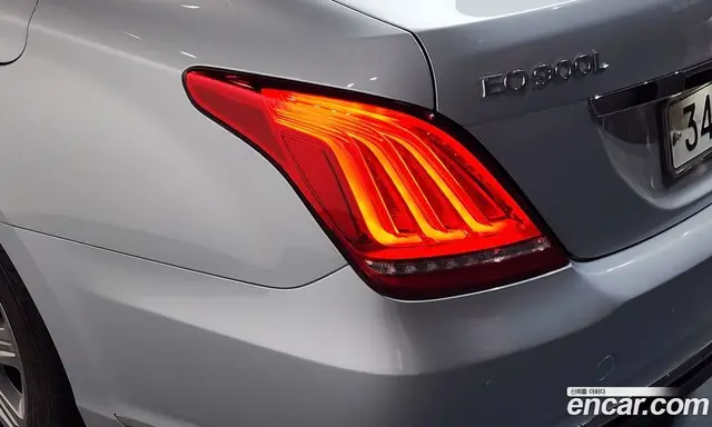 Genesis EQ900 2017 5.0 автомат (гидро), миниатюра 9
