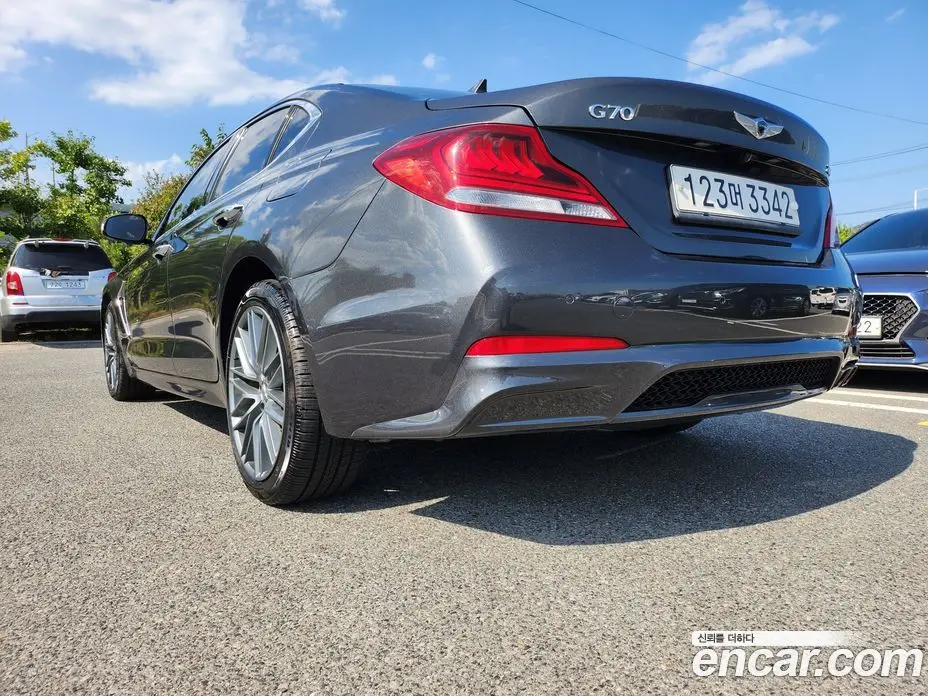 Genesis G70 2018 2.0 автомат (гидро), фото 17