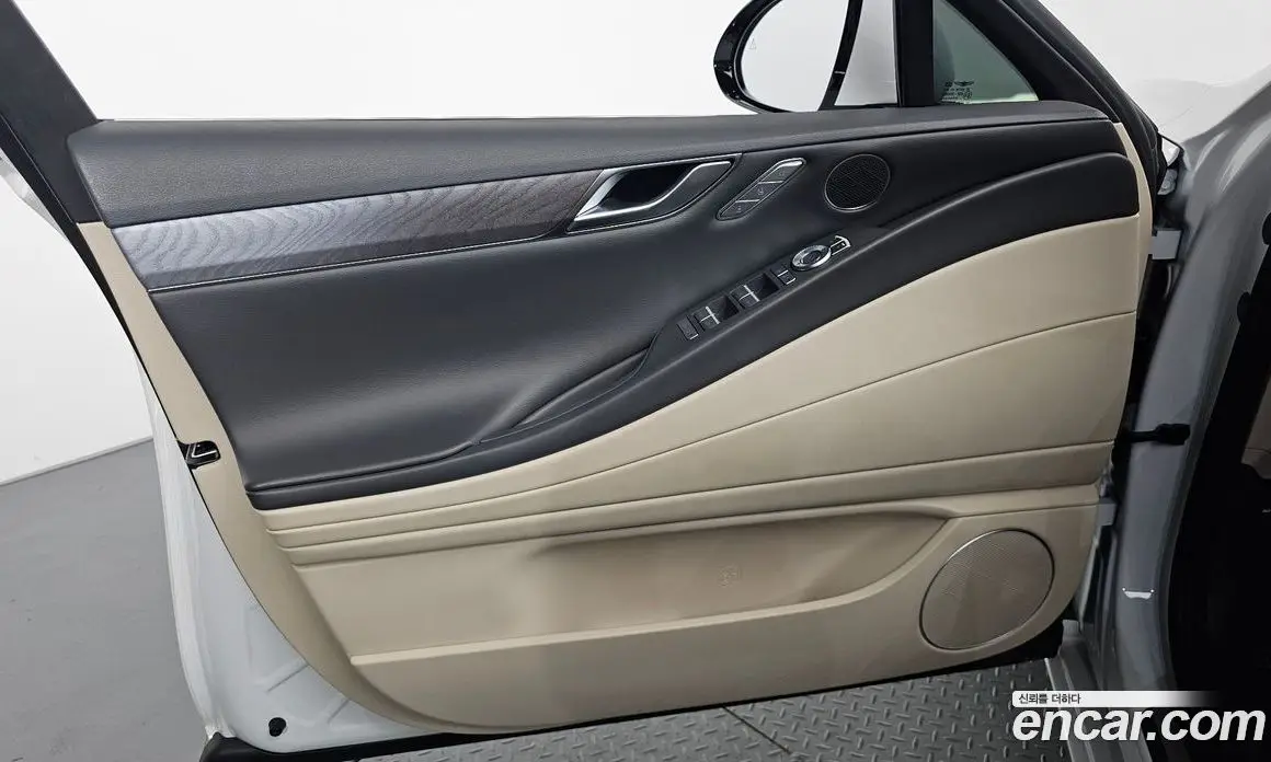 Genesis G80 2023 2.5 автомат (гидро), фото 13