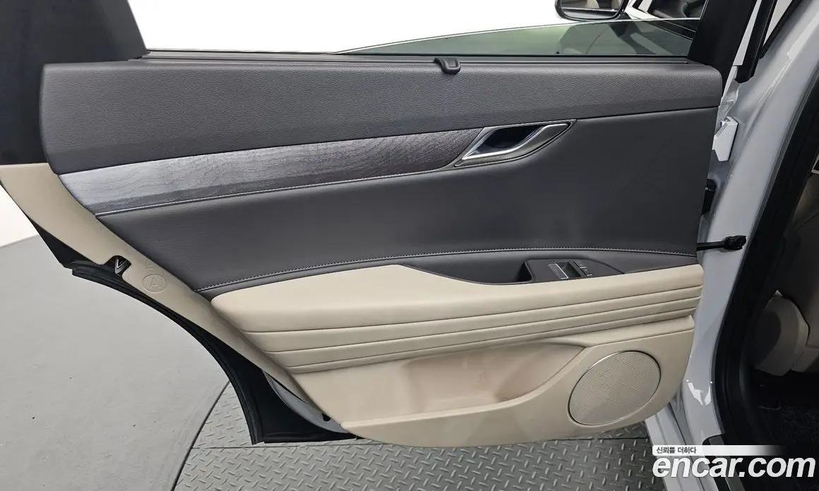 Genesis G80 2023 2.5 автомат (гидро), фото 14