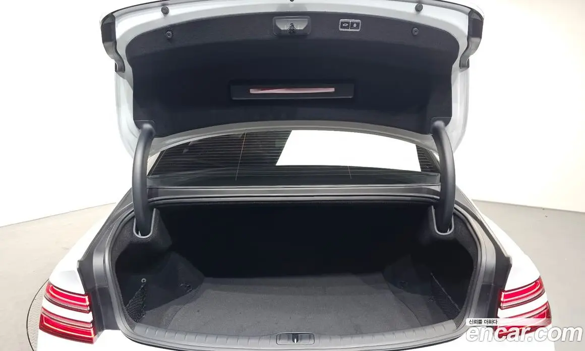 Genesis G80 2023 2.5 автомат (гидро), фото 23