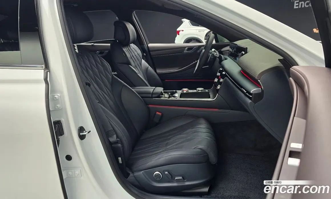 Genesis G80 2024 2.5 автомат (гидро), фото 13