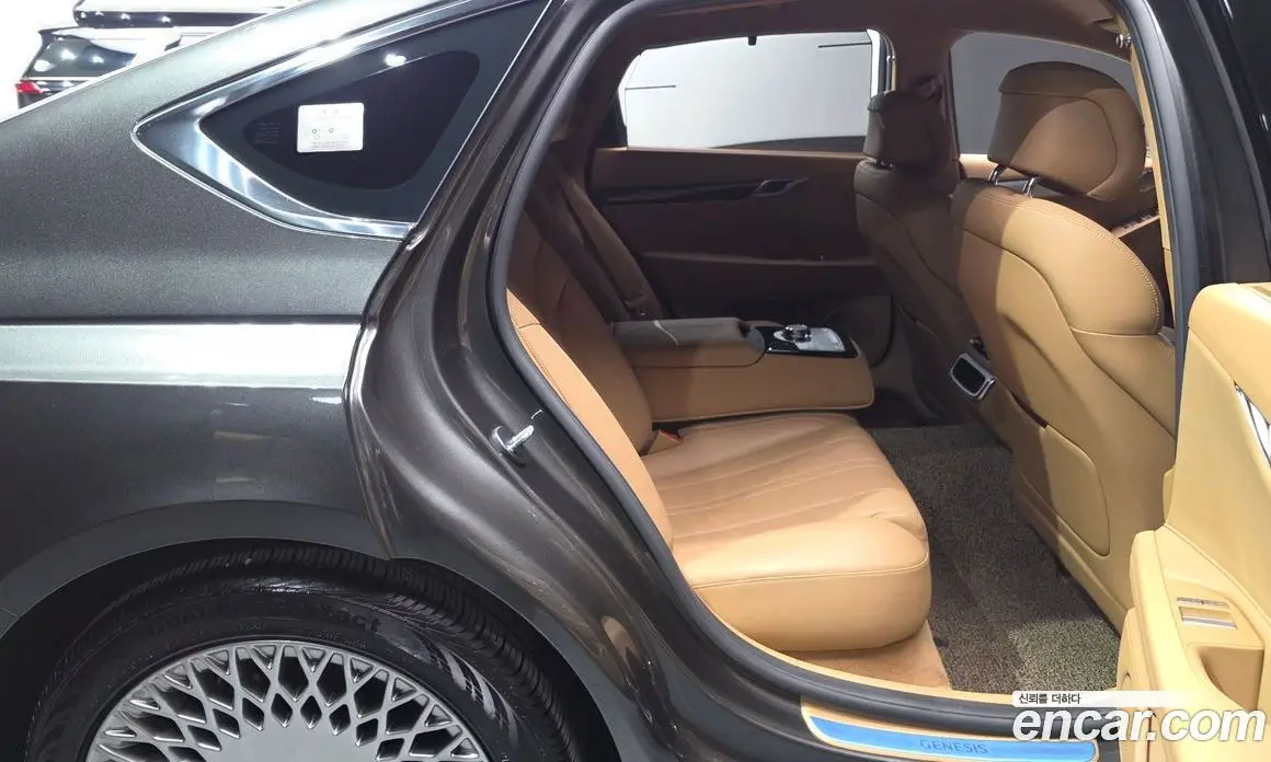 Genesis G80 2024 2.5 автомат (гидро), фото 17