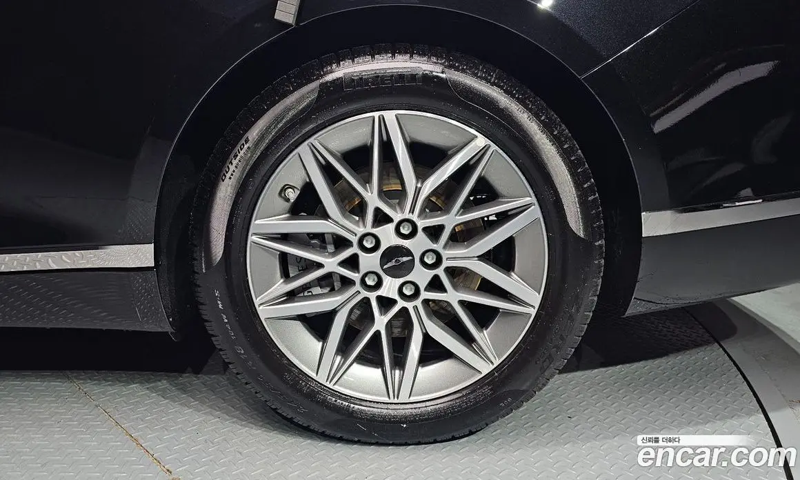 Genesis G80 2026 2.5 автомат (гидро), фото 7