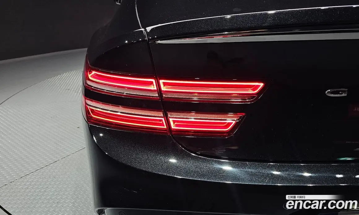Genesis G80 2026 2.5 автомат (гидро), фото 9