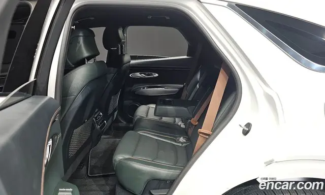 Genesis GV70 2021 2.5 автомат (гидро), миниатюра 11