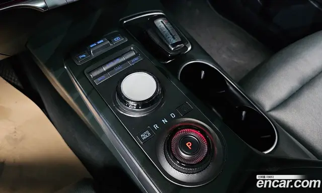 Genesis GV70 2021 2.5 автомат (гидро), миниатюра 9
