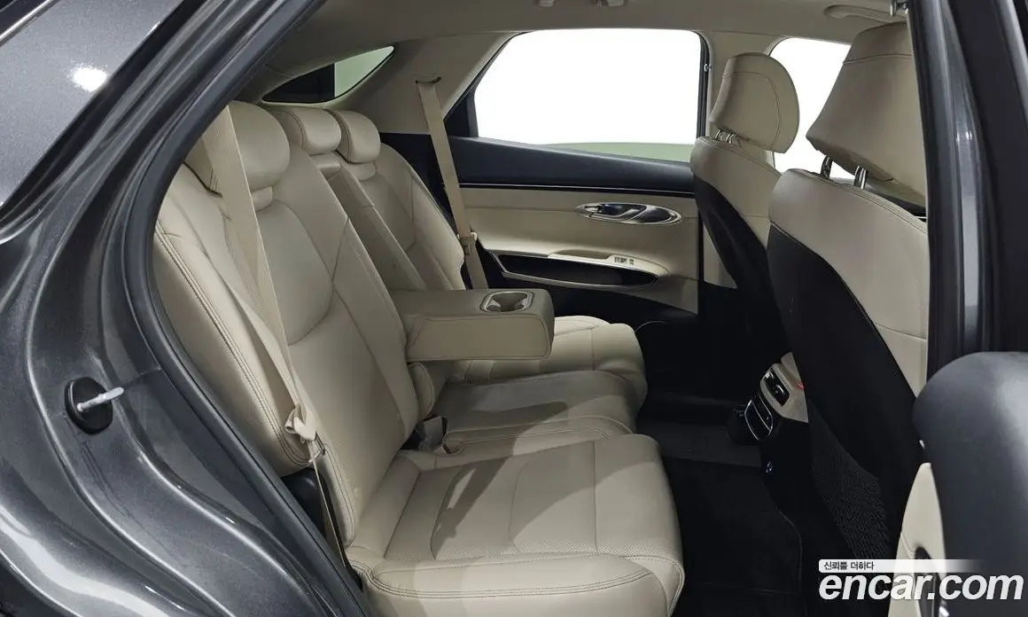Genesis GV70 2021 2.5 автомат (гидро), фото 17