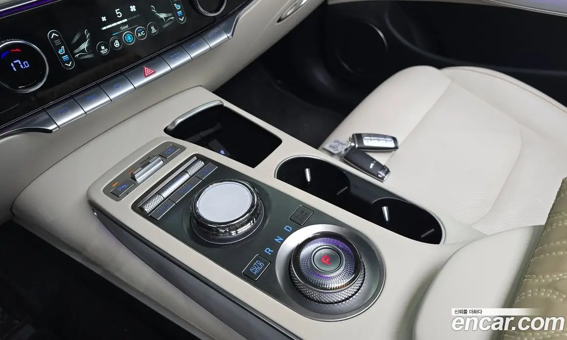 Genesis GV70 2023 0.1 автомат (гидро), фото 11