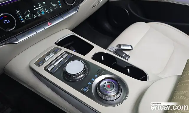 Genesis GV70 2023 0.1 автомат (гидро), миниатюра 11