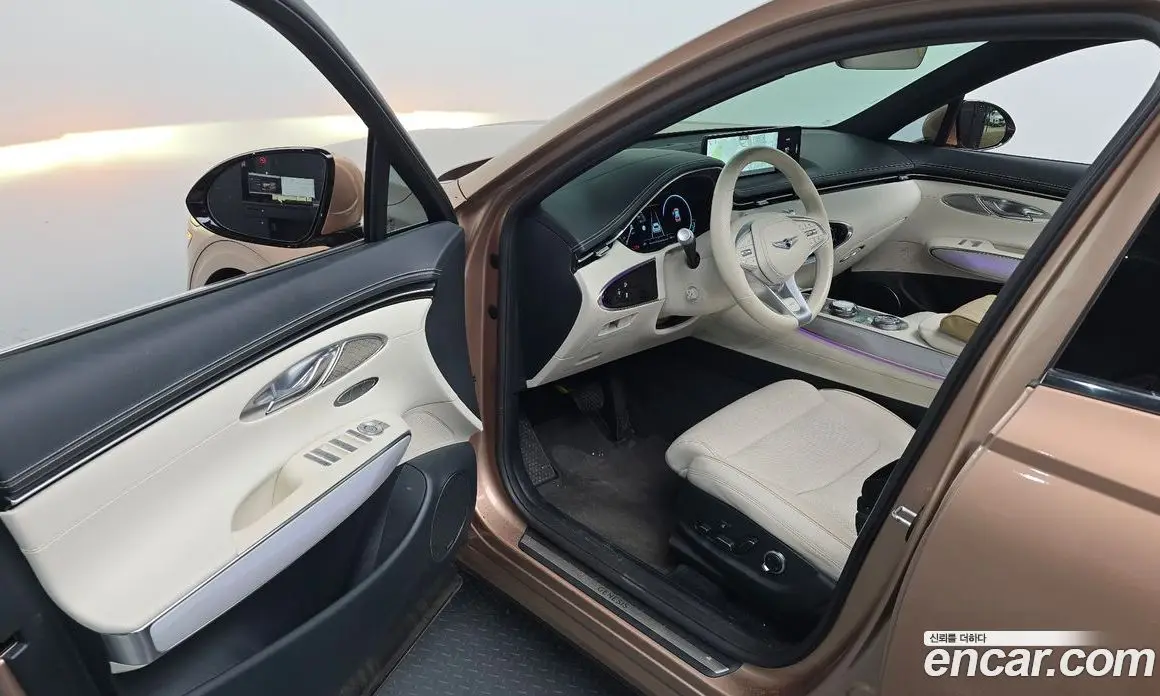 Genesis GV70 2023 0.1 автомат (гидро), фото 12