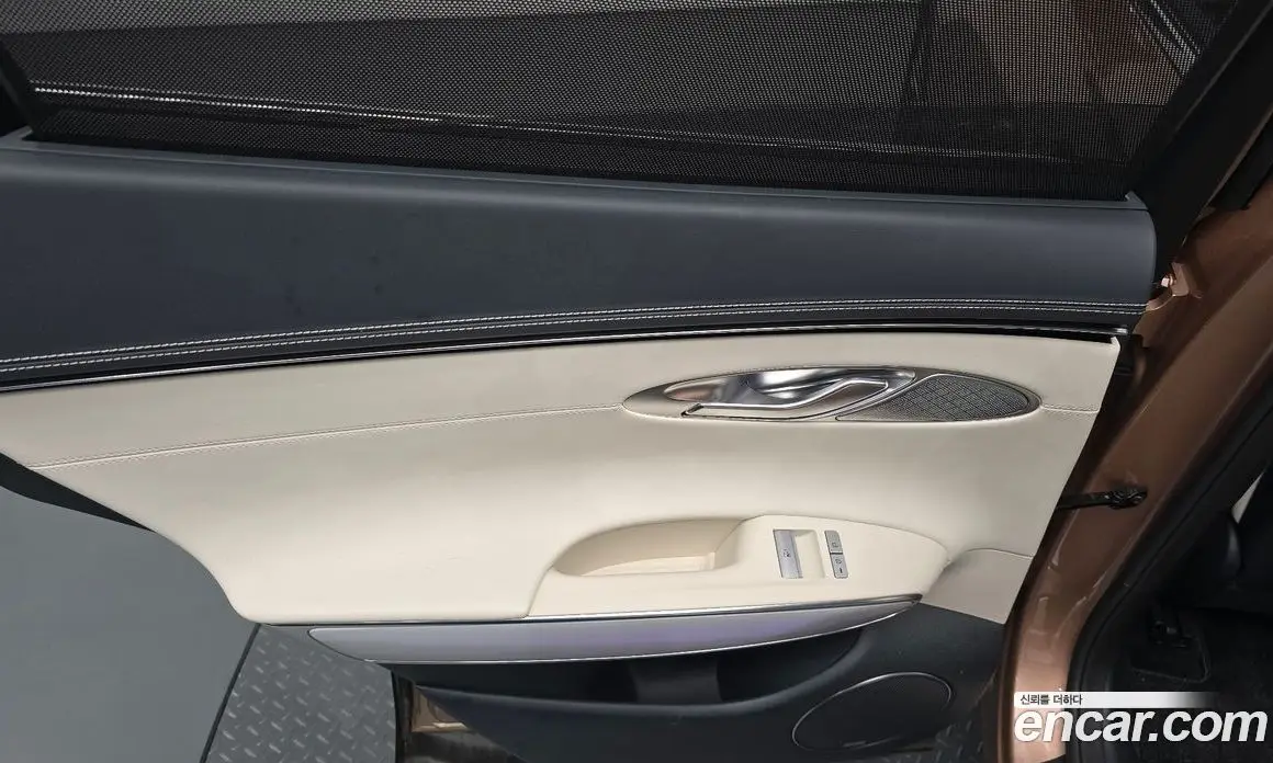 Genesis GV70 2023 0.1 автомат (гидро), фото 14