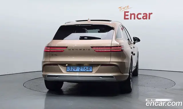 Genesis GV70 2023 0.1 автомат (гидро), миниатюра 3