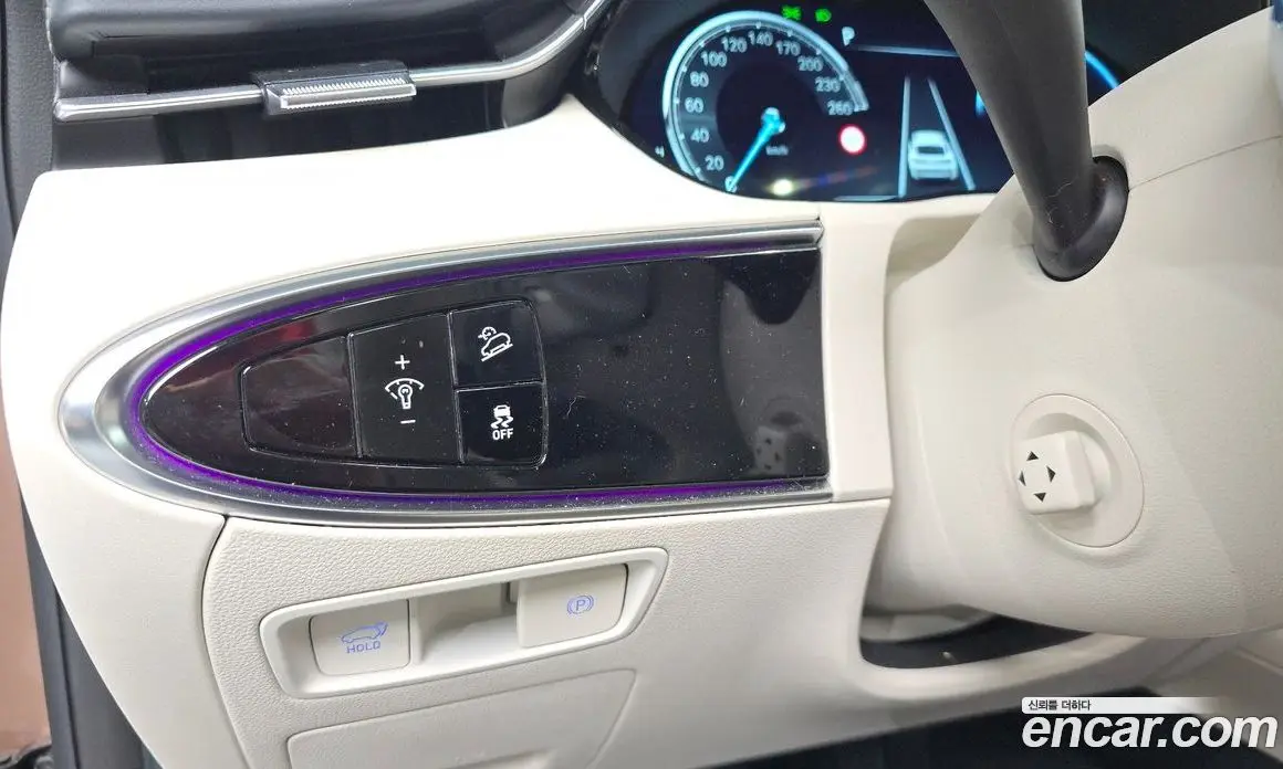 Genesis GV70 2023 0.1 автомат (гидро), фото 30