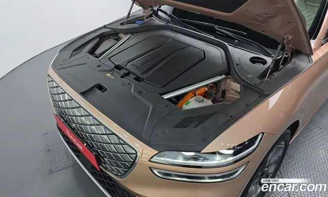 Genesis GV70 2023 0.1 автомат (гидро), миниатюра 5