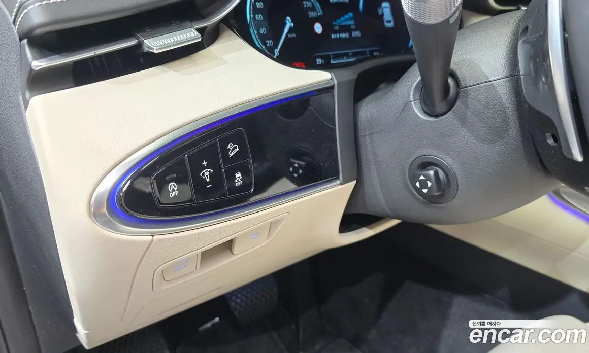 Genesis GV70 2023 2.5 автомат (гидро), фото 15