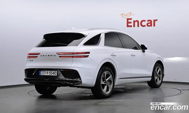 Genesis GV70 2024 2.5 автомат (гидро), миниатюра 2