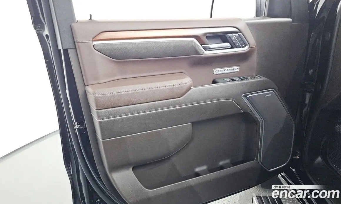 GMC Sierra 2025 6.2 автомат (гидро), фото 13