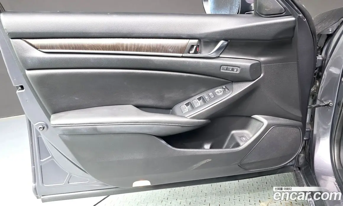 Honda Accord 2020 2.0 автомат (гидро), фото 14