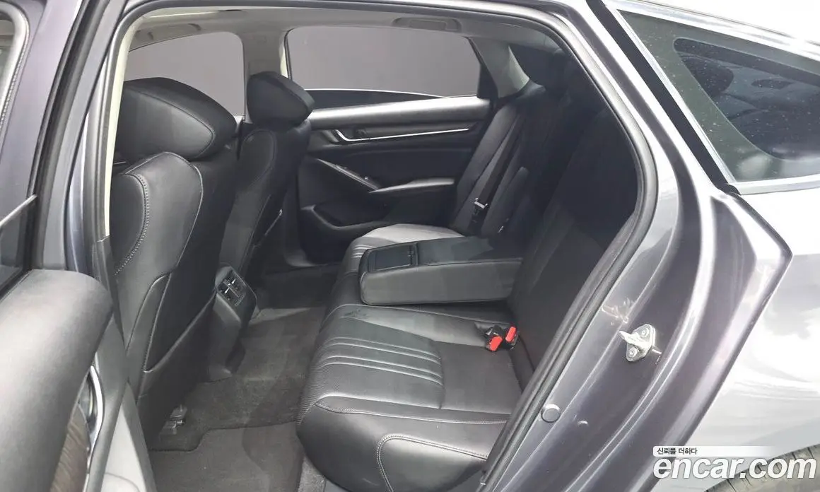 Honda Accord 2020 2.0 автомат (гидро), фото 18