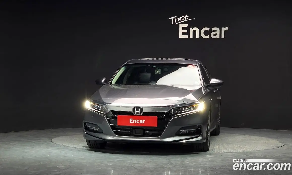 Honda Accord 2020 2.0 автомат (гидро), фото 3