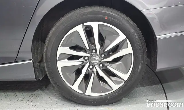 Honda Accord 2020 2.0 автомат (гидро), миниатюра 7