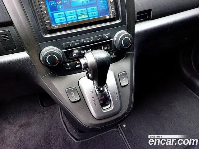 Honda CR-V 2010 2.4 автомат (гидро), миниатюра 11