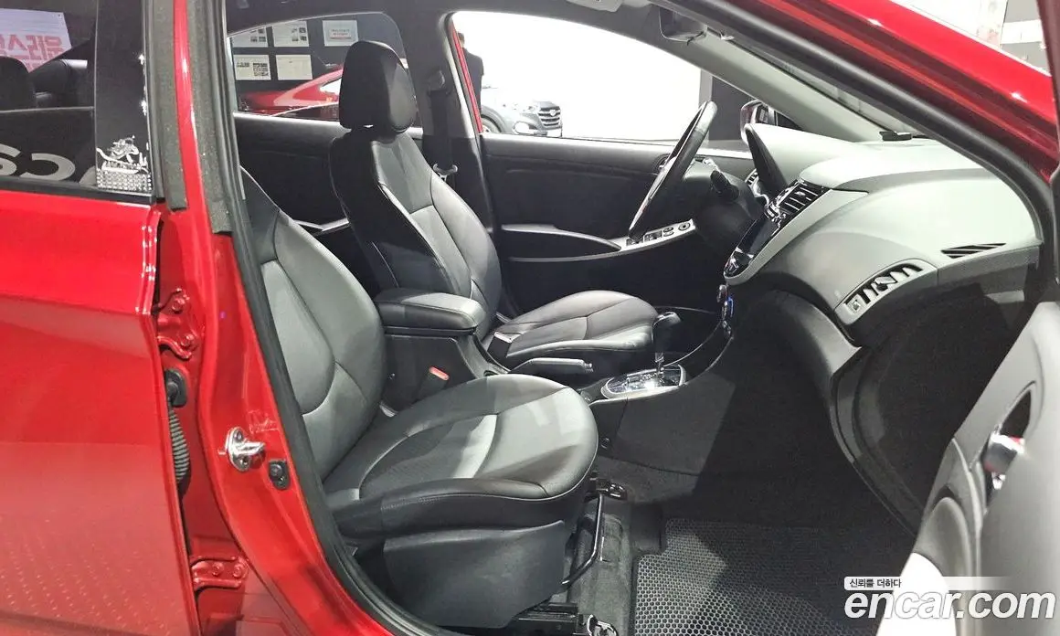 Hyundai Accent 2013 1.4 автомат (гидро), фото 18