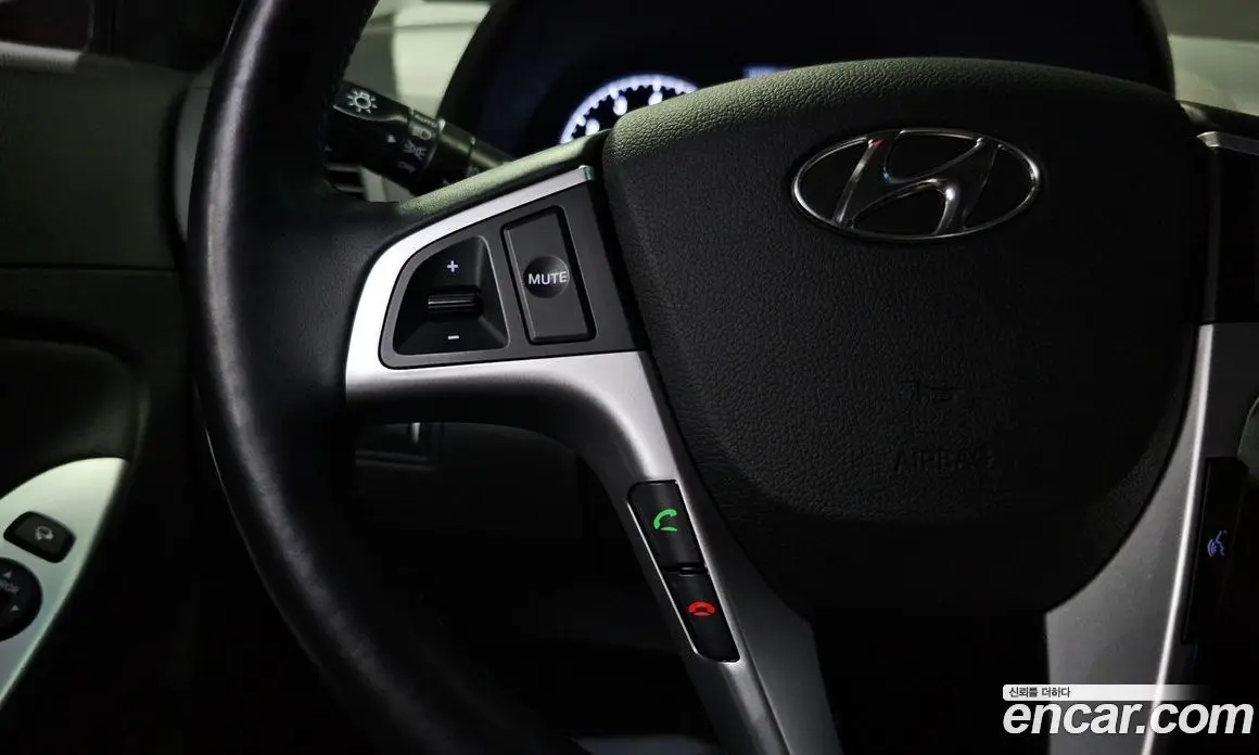 Hyundai Accent 2013 1.4 автомат (гидро), фото 27