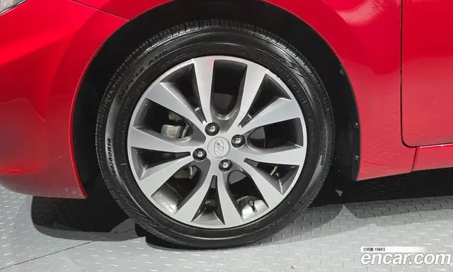 Hyundai Accent 2013 1.4 автомат (гидро), миниатюра 5