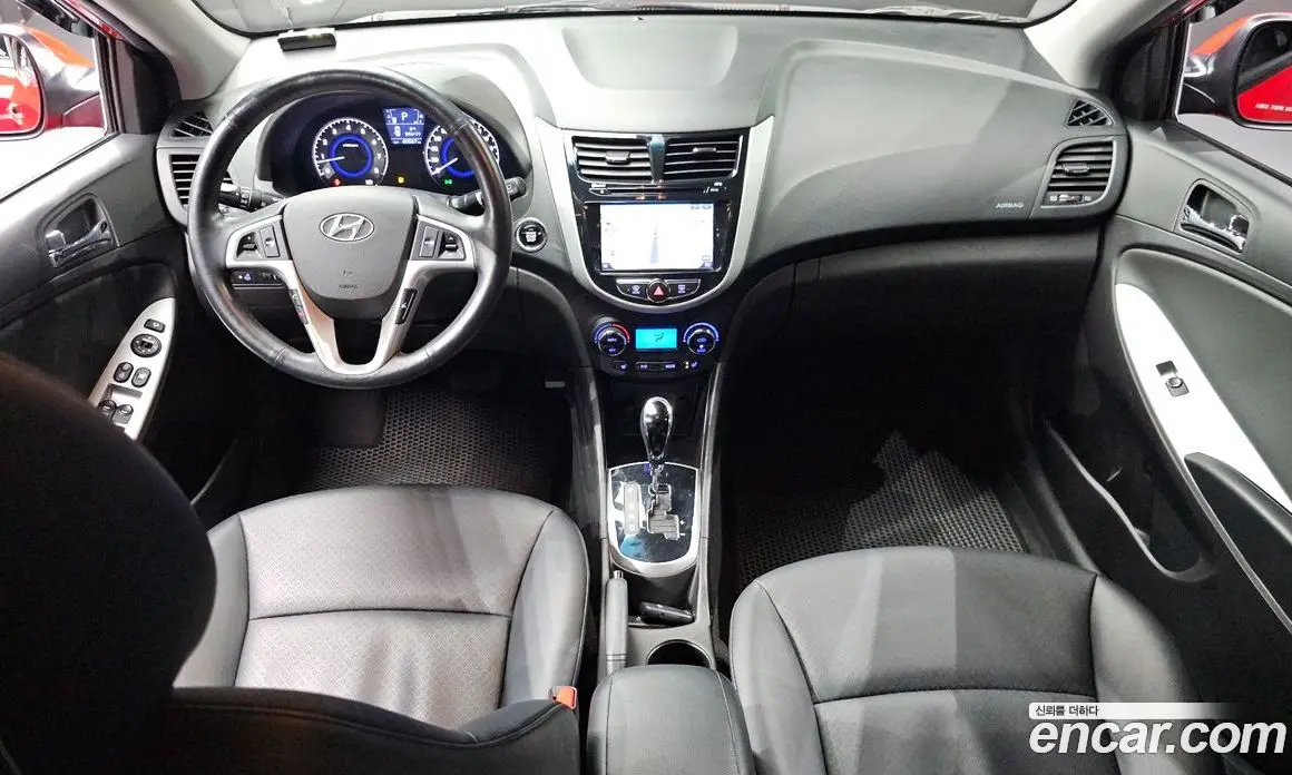 Hyundai Accent 2013 1.4 автомат (гидро), фото 10
